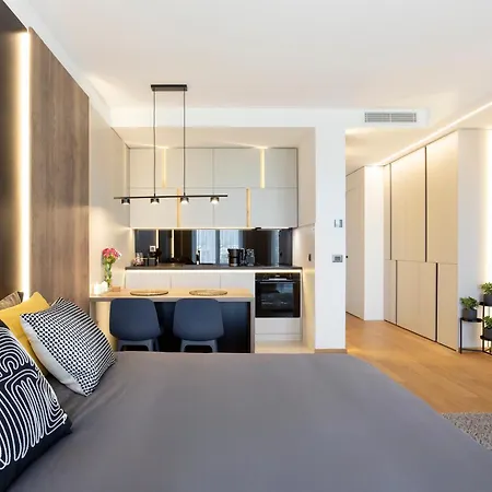 Leo Urban Lux, Comfort - Stay, Free Garage *