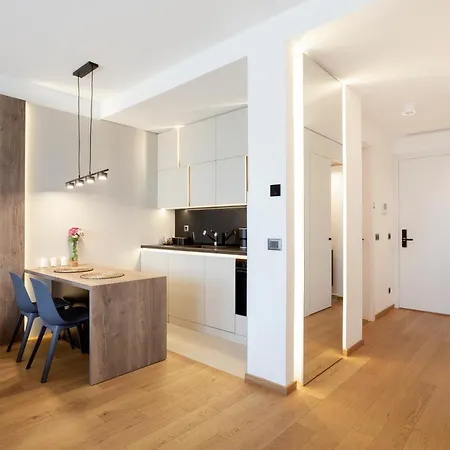 Leo Urban Lux, Comfort - Stay, Free Garage *