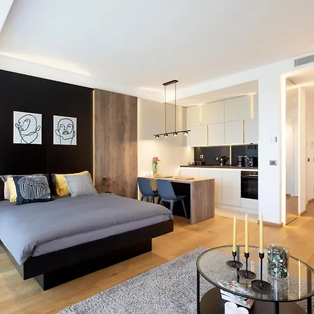 Leo Urban Lux, Comfort - Stay, Free Garage Appartement